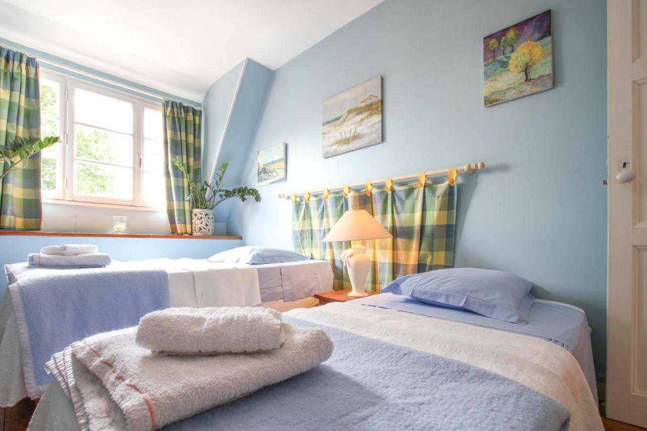 Bed and Breakfast Manoir Des Turets Yvre-l'Eveque Экстерьер фото