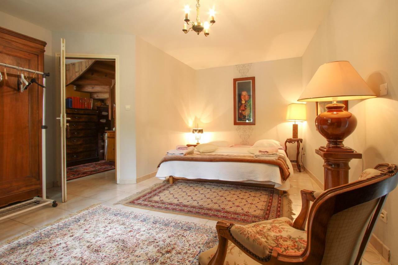 Bed and Breakfast Manoir Des Turets Yvre-l'Eveque Экстерьер фото